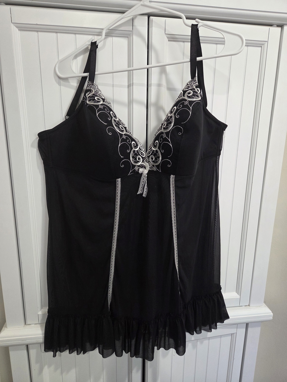 Cacique Black Embroidered Lace Chemise with Bow Size 18/20 - Picture 1 of 10